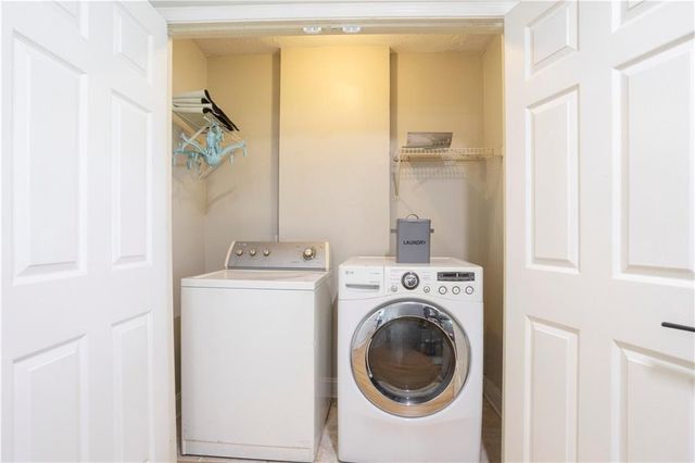 1971 Marshes Glenn Drive, Norcross, GA 30071