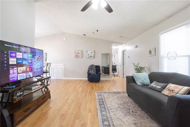 1971 Marshes Glenn Drive, Norcross, GA 30071