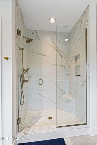 5822 Watermill Court, Monclova, OH 43542