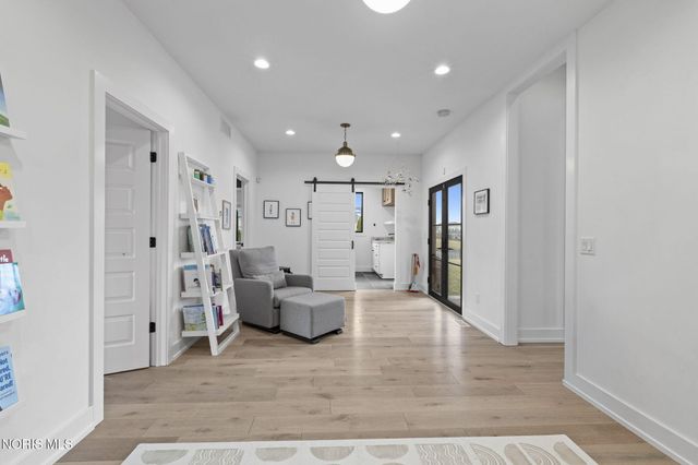 5822 Watermill Court, Monclova, OH 43542