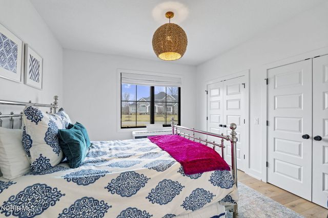 5822 Watermill Court, Monclova, OH 43542