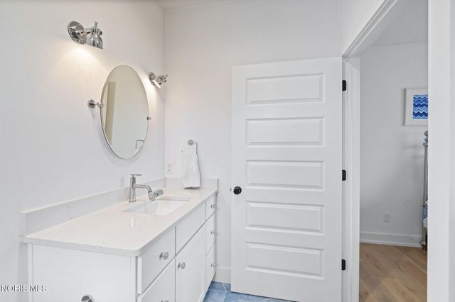 5822 Watermill Court, Monclova, OH 43542