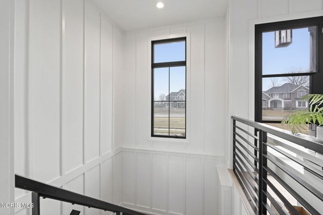 5822 Watermill Court, Monclova, OH 43542