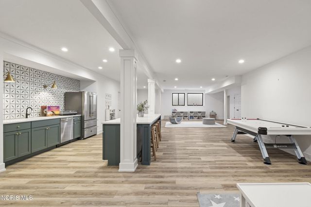 5822 Watermill Court, Monclova, OH 43542