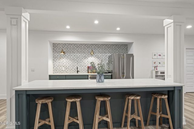 5822 Watermill Court, Monclova, OH 43542