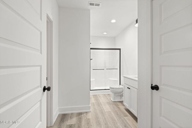 5822 Watermill Court, Monclova, OH 43542