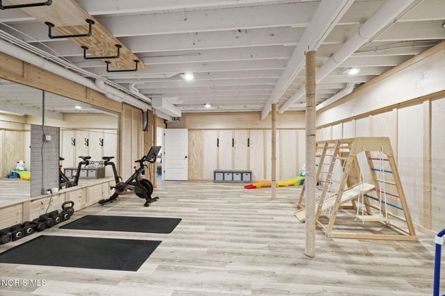 5822 Watermill Court, Monclova, OH 43542