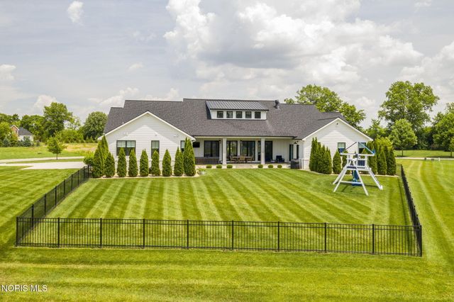 5822 Watermill Court, Monclova, OH 43542