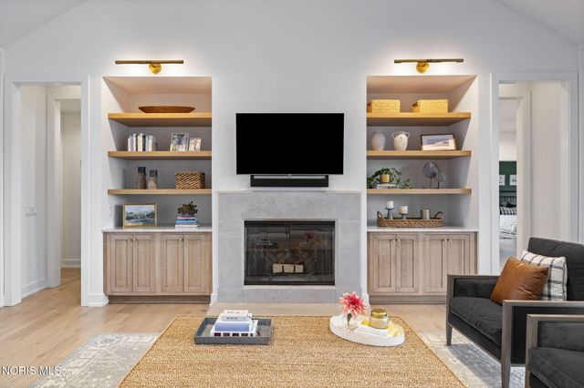 5822 Watermill Court, Monclova, OH 43542