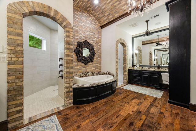 24009 Pack Saddle Trail, New Caney, TX 77357