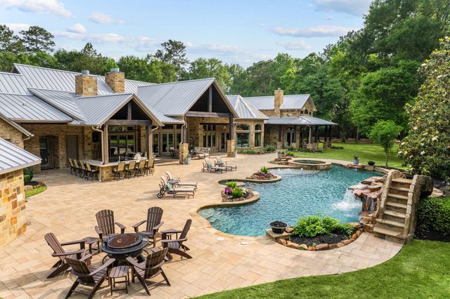 24009 Pack Saddle Trail, New Caney, TX 77357