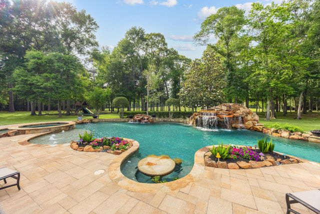 24009 Pack Saddle Trail, New Caney, TX 77357