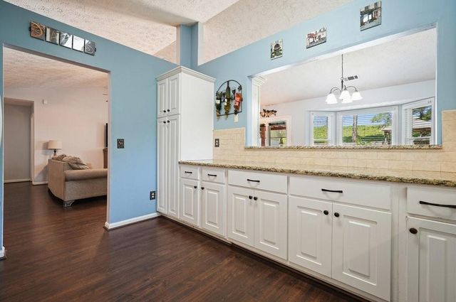 912 River Rock Drive, Woodstock, GA 30188