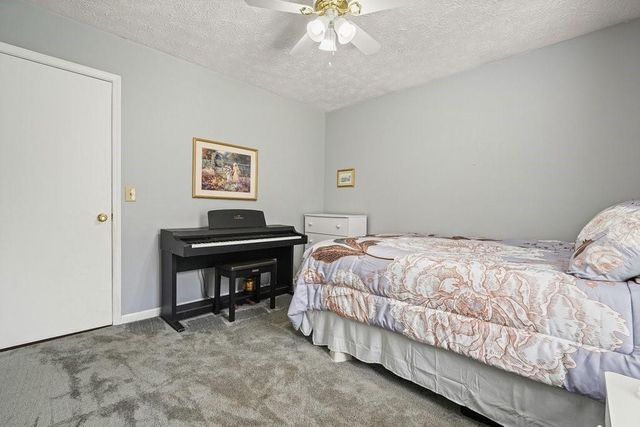 912 River Rock Drive, Woodstock, GA 30188