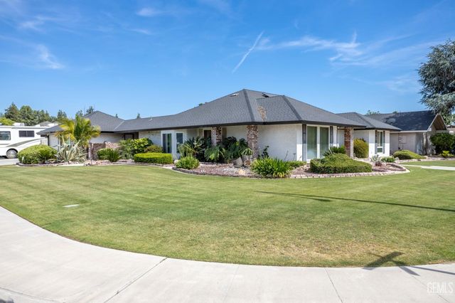 3400 Wrenwood Street, Bakersfield, CA 93309
