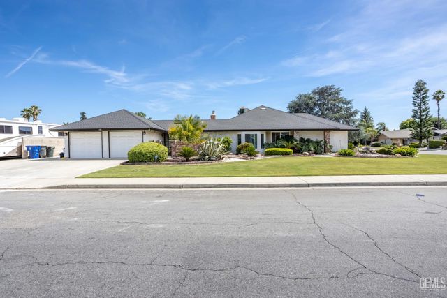 3400 Wrenwood Street, Bakersfield, CA 93309