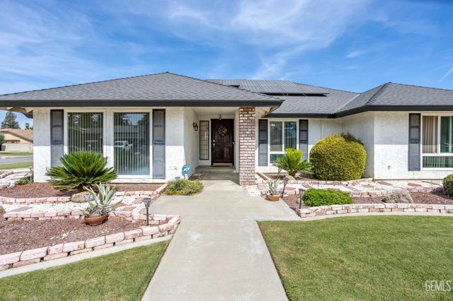 3400 Wrenwood Street, Bakersfield, CA 93309