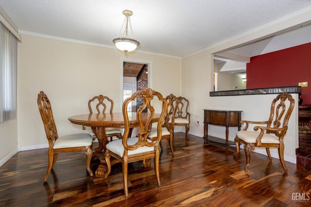 3400 Wrenwood Street, Bakersfield, CA 93309