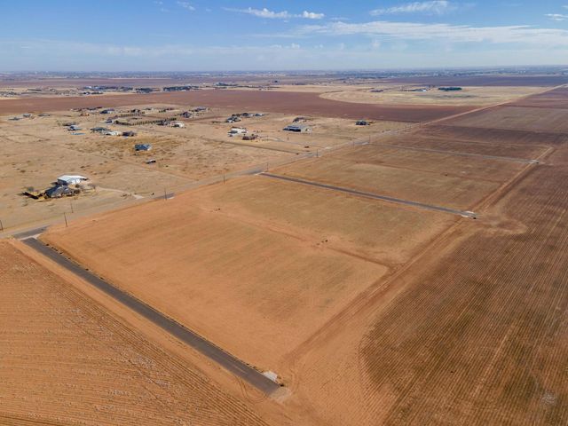 17806 County Road 1535, Wolfforth, TX 79382