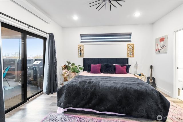 212 Riverwalk Drive, Lynden, WA 98264