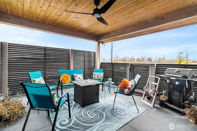 212 Riverwalk Drive, Lynden, WA 98264