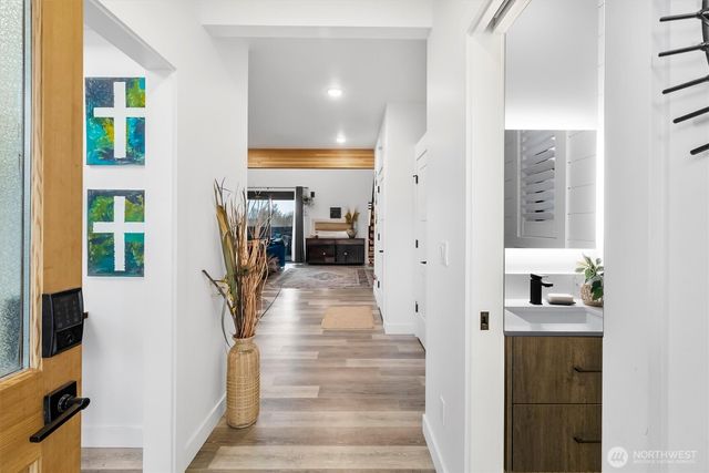 212 Riverwalk Drive, Lynden, WA 98264