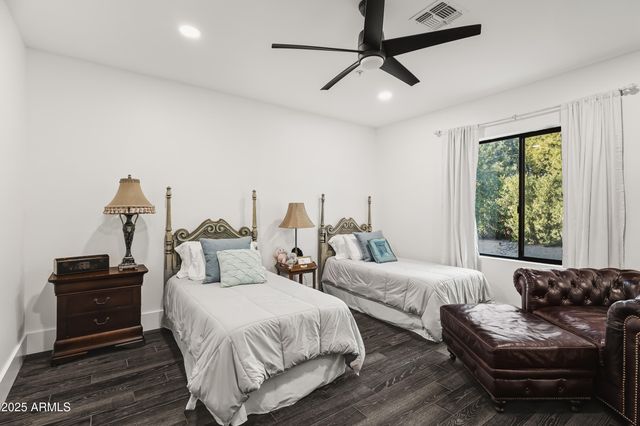 6848 E MEADOWLARK Lane, Paradise Valley, AZ 85253