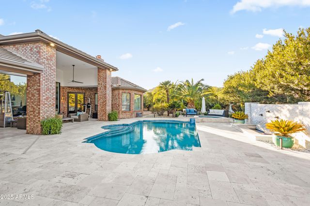 6848 E MEADOWLARK Lane, Paradise Valley, AZ 85253