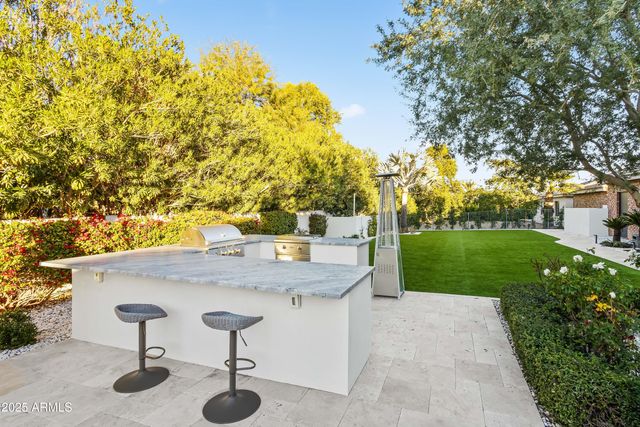 6848 E MEADOWLARK Lane, Paradise Valley, AZ 85253