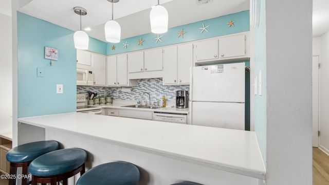 6829 Thomas Drive 301, Panama City, FL 32408