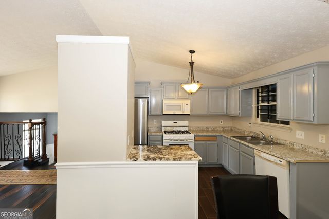 5589 Emerald Glen, Stone Mountain, GA 30088