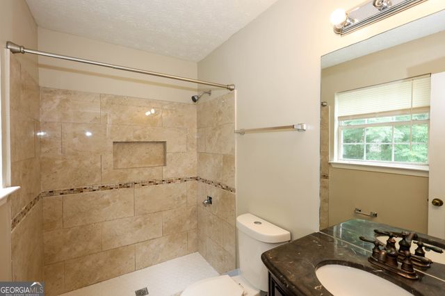 5589 Emerald Glen, Stone Mountain, GA 30088