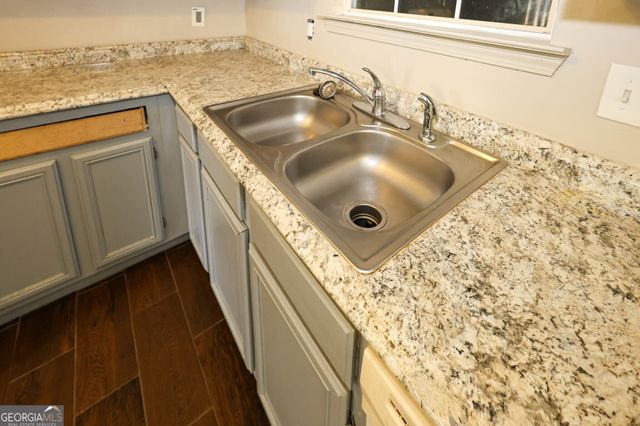 5589 Emerald Glen, Stone Mountain, GA 30088