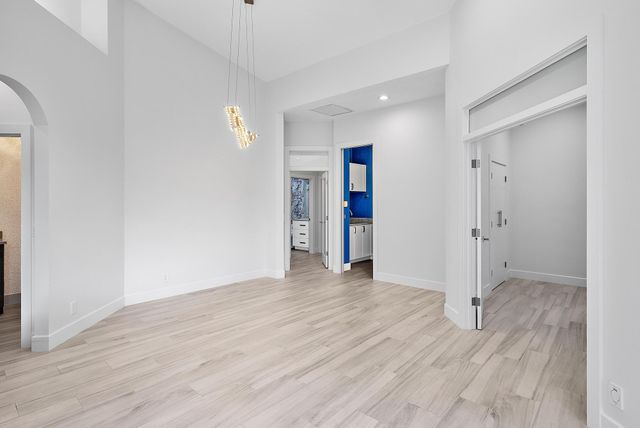 8110 Sandpiper Way, West Palm Beach, FL 33412