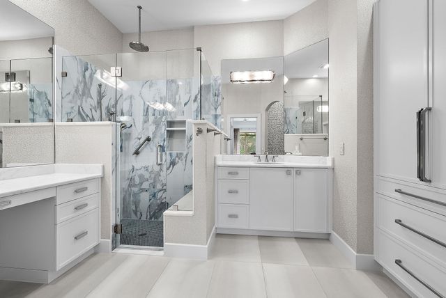 8110 Sandpiper Way, West Palm Beach, FL 33412