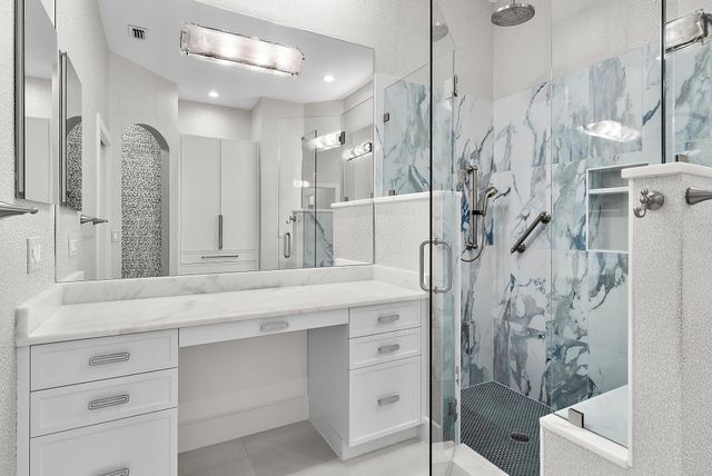 8110 Sandpiper Way, West Palm Beach, FL 33412