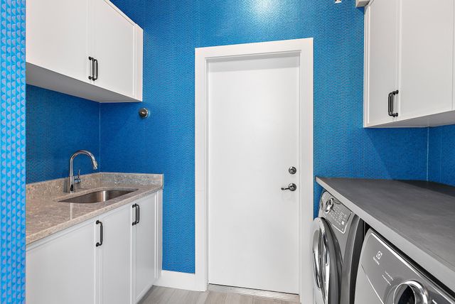 8110 Sandpiper Way, West Palm Beach, FL 33412