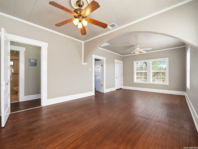 837 Westfall, San Antonio, TX 78210