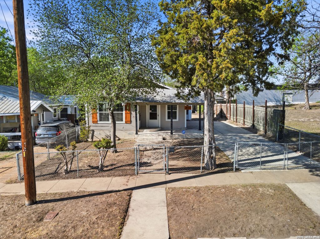 837 Westfall, San Antonio, TX 78210