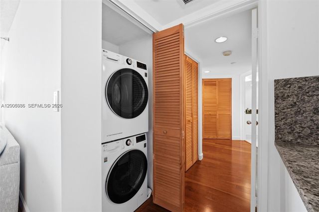 19101 NE 36th Ct 2509, Aventura, FL 33180