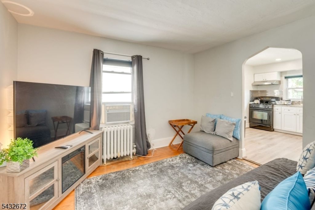 278 High St, Hackensack City, NJ 07601 — photo 5