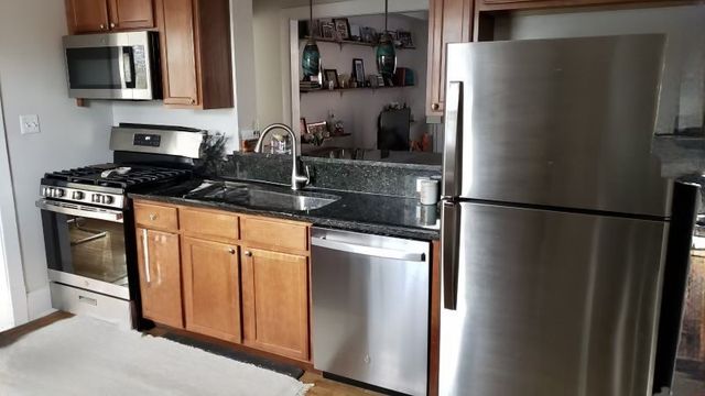 619 Washington Boulevard 2W, Oak Park, IL 60302