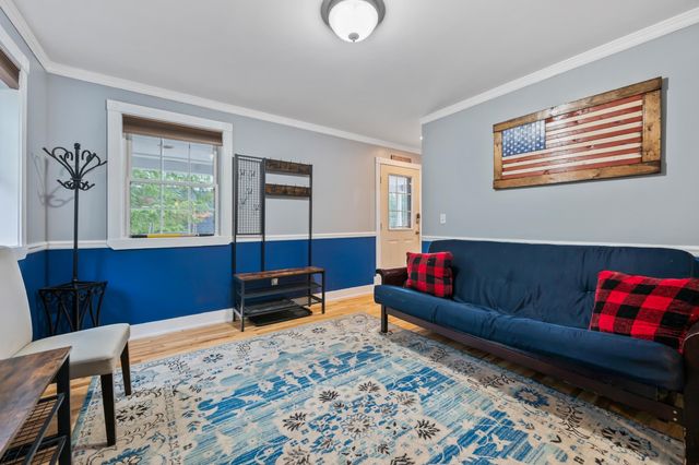 10 LANDSDOWN Lane, Conway, NH 03818