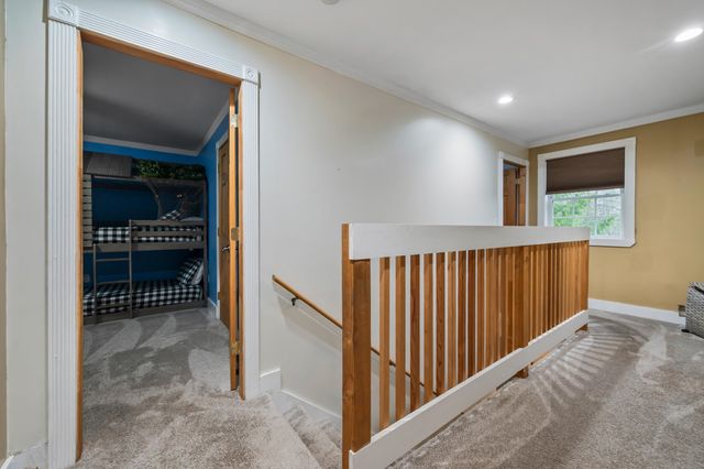 10 LANDSDOWN Lane, Conway, NH 03818