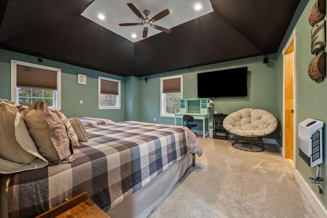 10 LANDSDOWN Lane, Conway, NH 03818