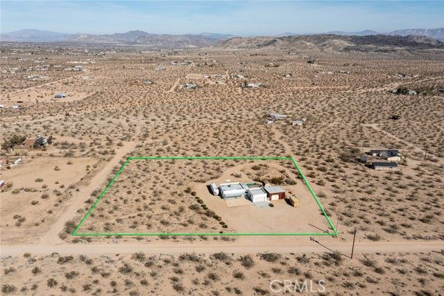 56632 Encantado Road, Landers, CA 92285