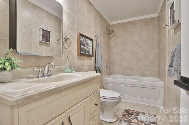 4220 Mae-Len Drive, Winston Salem, NC 27107