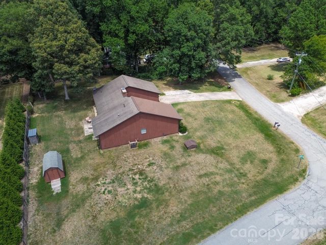 4220 Mae-Len Drive, Winston Salem, NC 27107