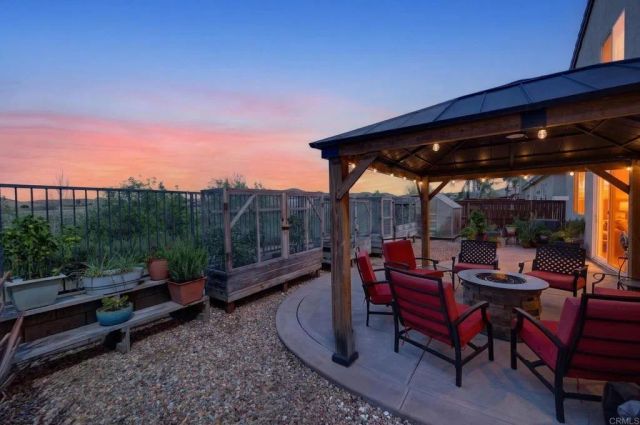 32492 Safflower Street, Winchester, CA 92596