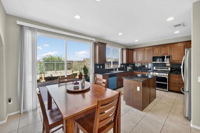 32492 Safflower Street, Winchester, CA 92596